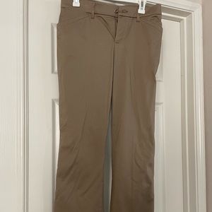 Women’s sz 8 Lee straight leg office slack